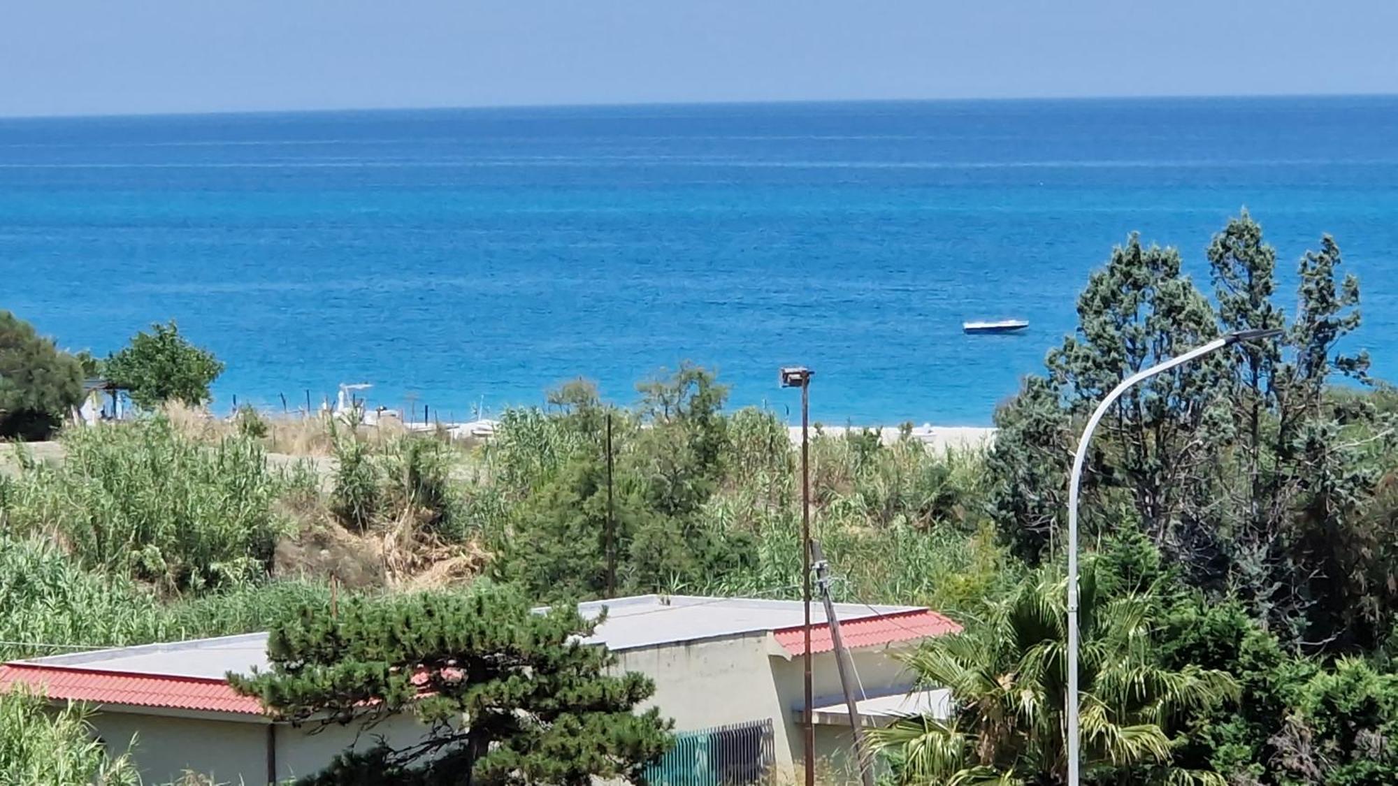 Nina'S House 4 A 300 Mt Dal Mare Apartment Santa Caterina Dello Ionio Marina Екстериор снимка